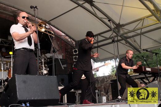 Two Tone Club (F) 16. This Is Ska Festival - Wasserburg, Rosslau 23. Juni 2012 (7).JPG